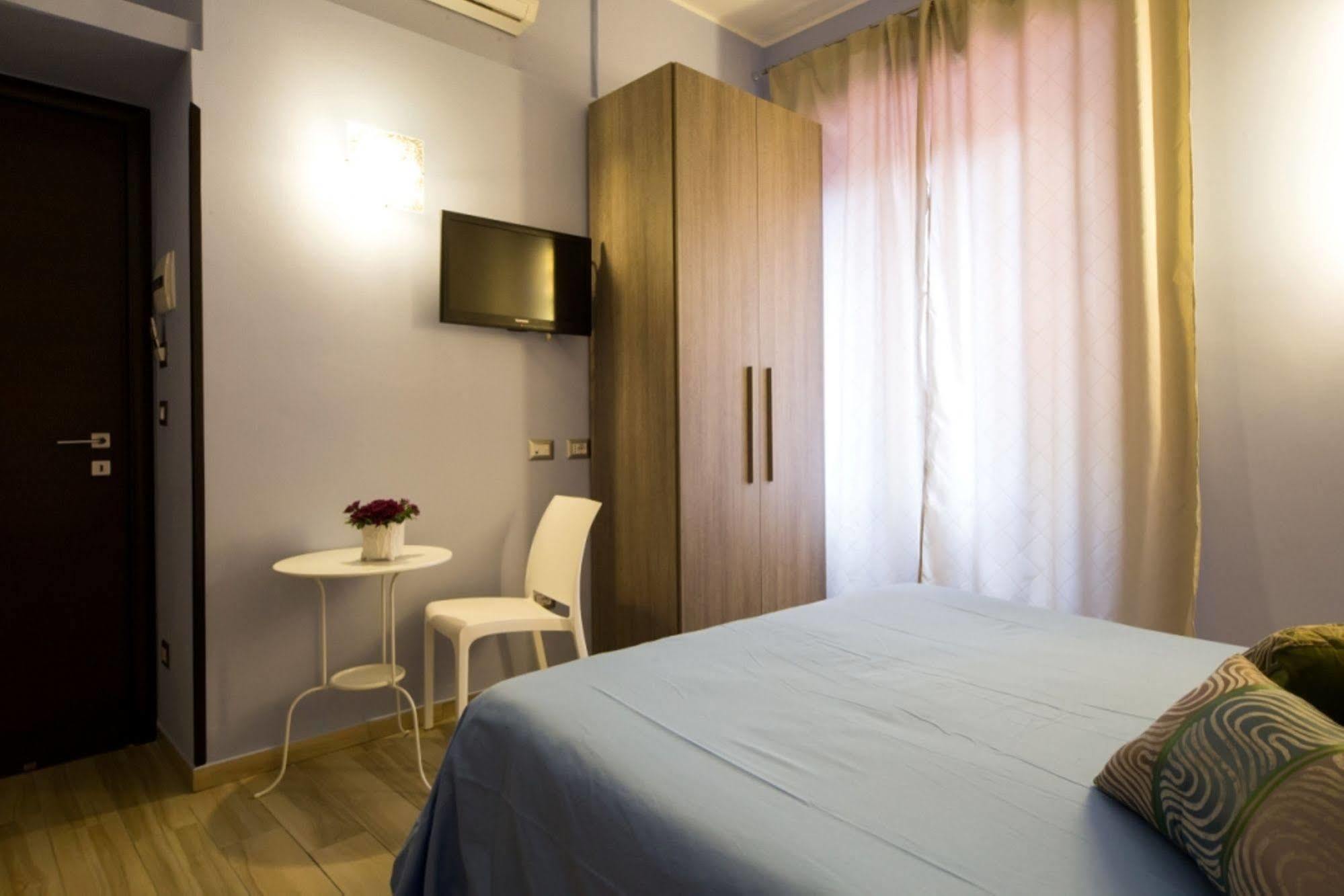Mikale Rooms Řím Exteriér fotografie