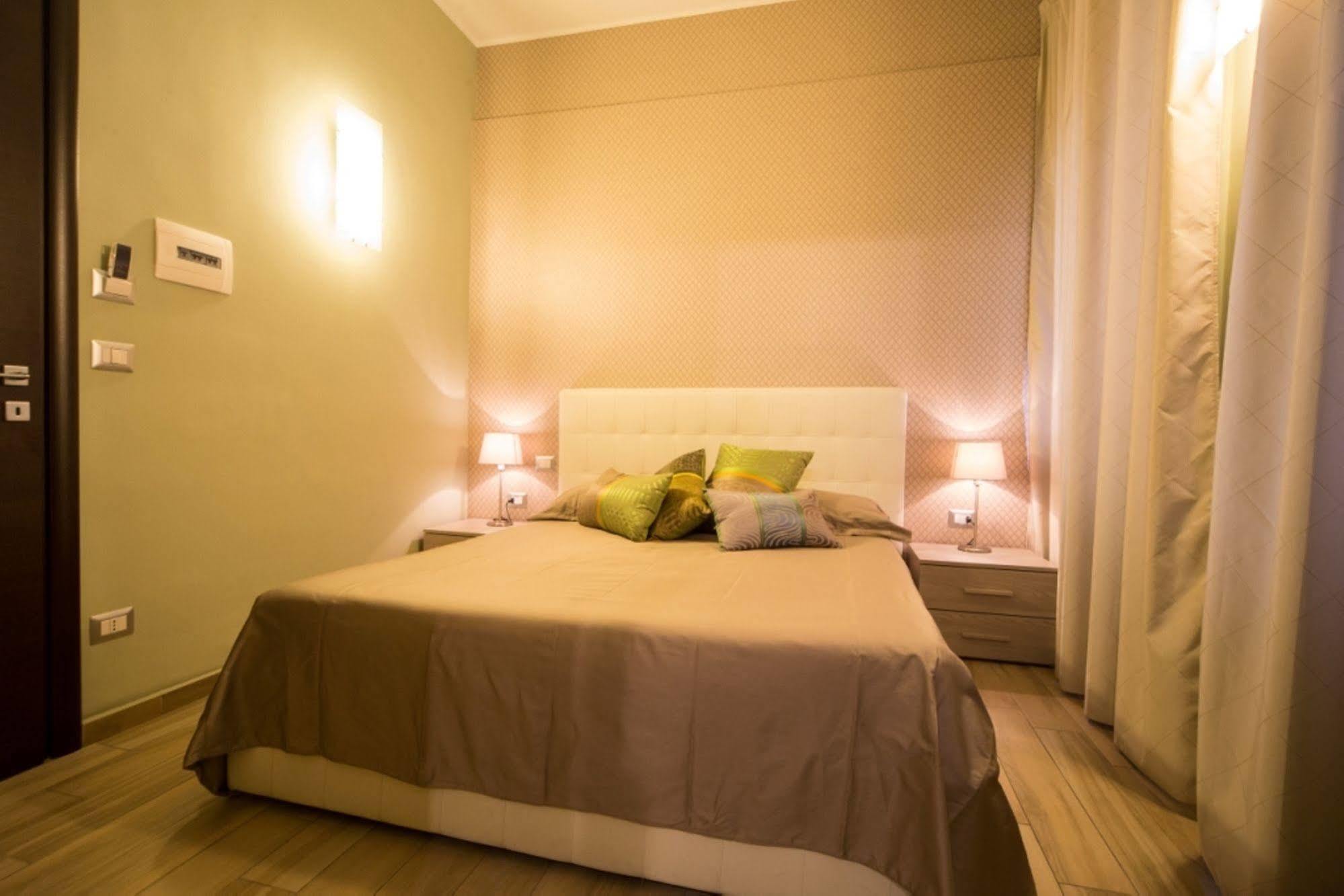 Mikale Rooms Řím Exteriér fotografie